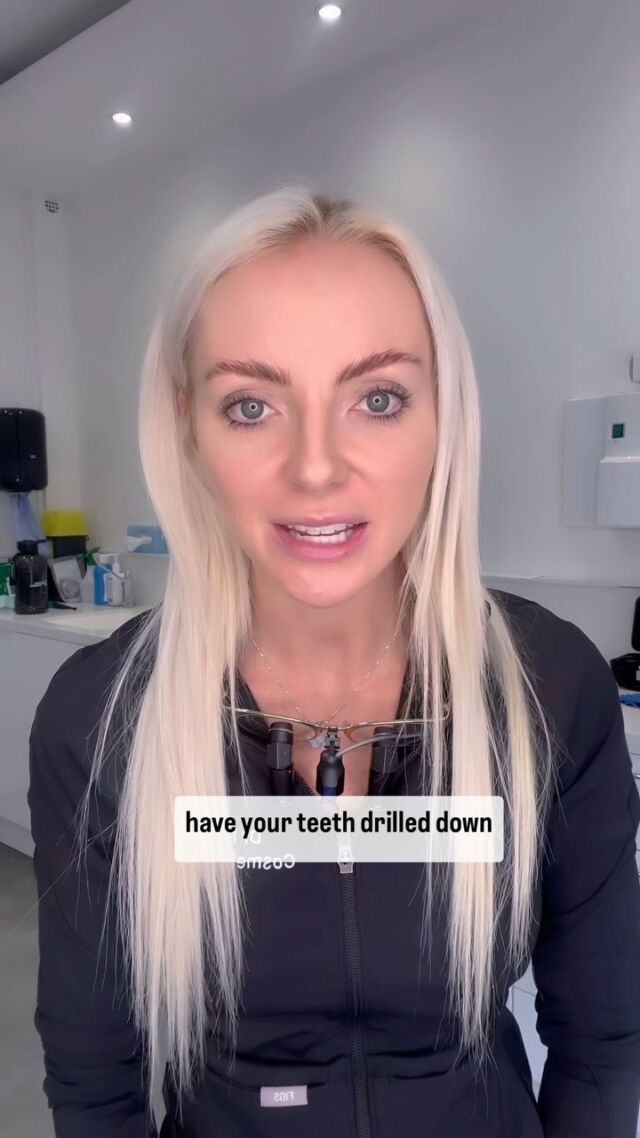 PORCELAIN MEANS TEETH FILING 🫣🦷🫣

Wrong — I wanted to address this common misconception that porcelain veneers require the filing of your natural tooth 🚫

When we prepare your teeth for veneers we ensure little to zero millimetres is prepared as our aim is to maintain and healthy smile 😃 

If you want more information on veneers, leave me a message and I’ll answer any question! 

#porcelainveneers #veneers #toothfiling #toothdrilling #turkeyteeth #veneers #cosmeticdentist #manchesterdentist